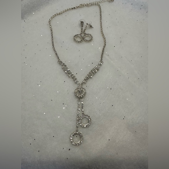 Necklace and earring set - Picture 2 of 4